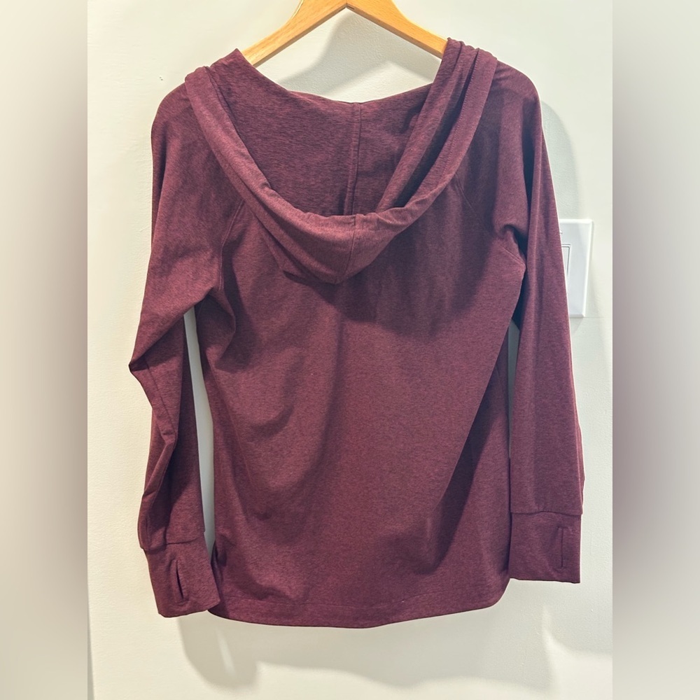 Lou & Grey Women’s Relaxed V Neck Pullover Hoodie Tunic Maroon Burgundy Sz M - Picture 2 of 8